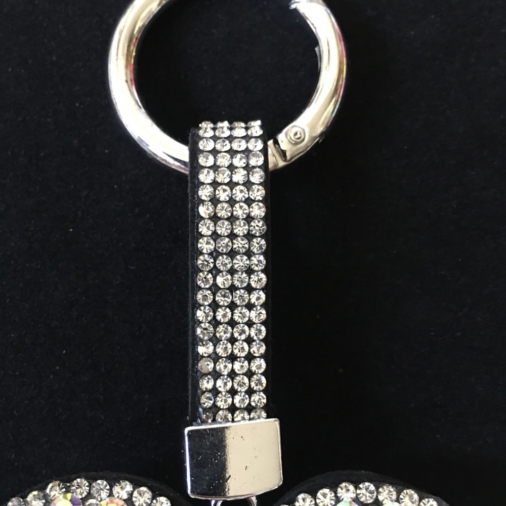 NEW!! ADORABLE Rhinestones Heart Keychain!! - Picture 3 of 8